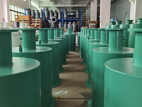 真空泵安装油雾分离器才有的安全保障，你知道吗？