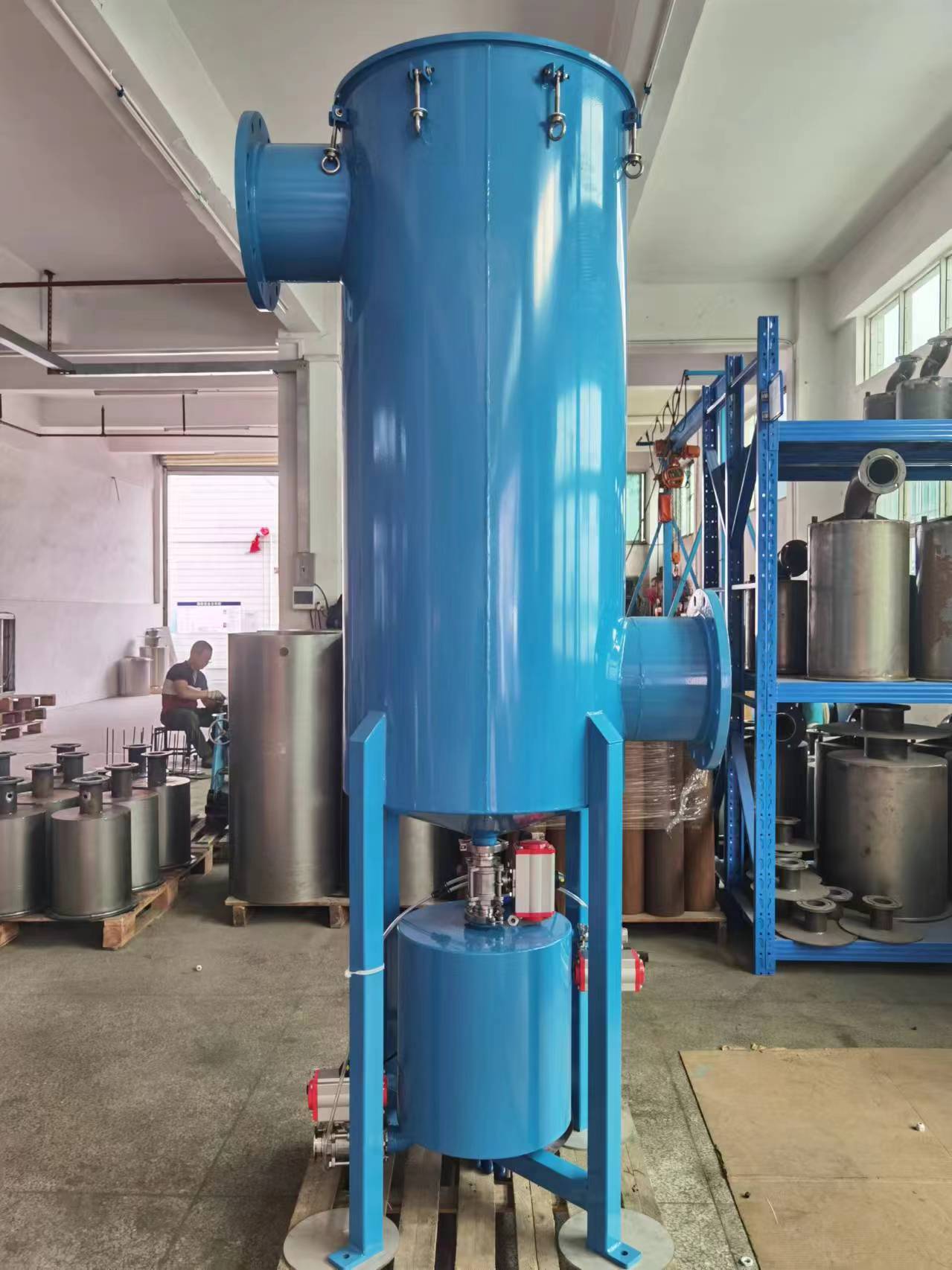 真空泵过滤器如何实现工况中气液分离？